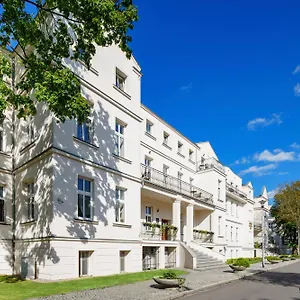 Hotel Jantar & By Zdrojowa, Kolobrzeg
